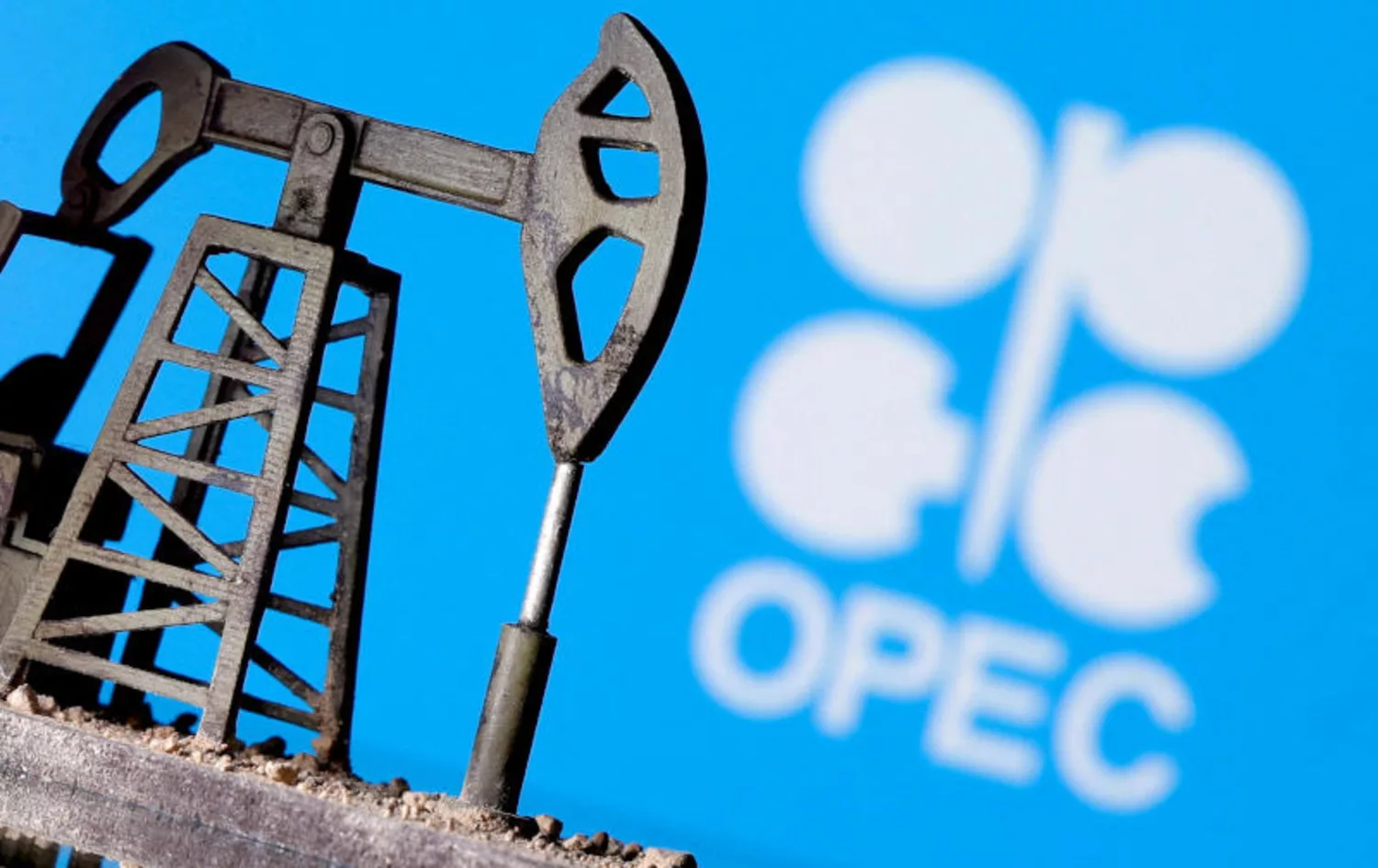 أوبك+ تبحث في خفض جديد في الإنتاج في مواجهة تراجع أسعار النفط