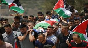 وفاة طفل فلسطيني برصاص جنود إسرائيليين…